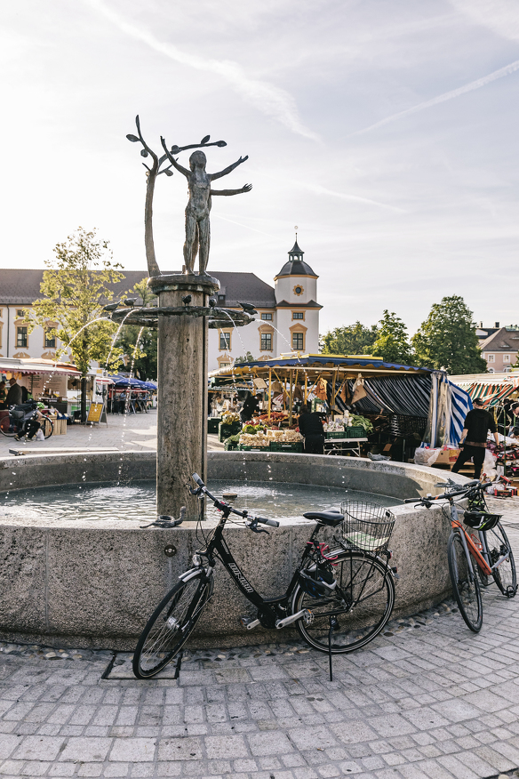 Weekly market on Hildegardplatz in Kempten