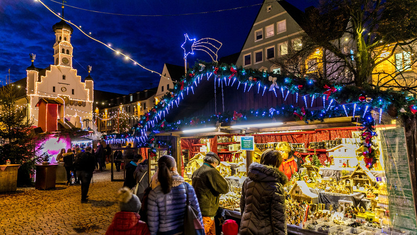 Christmas market at Rathausplatz Kemtpen
