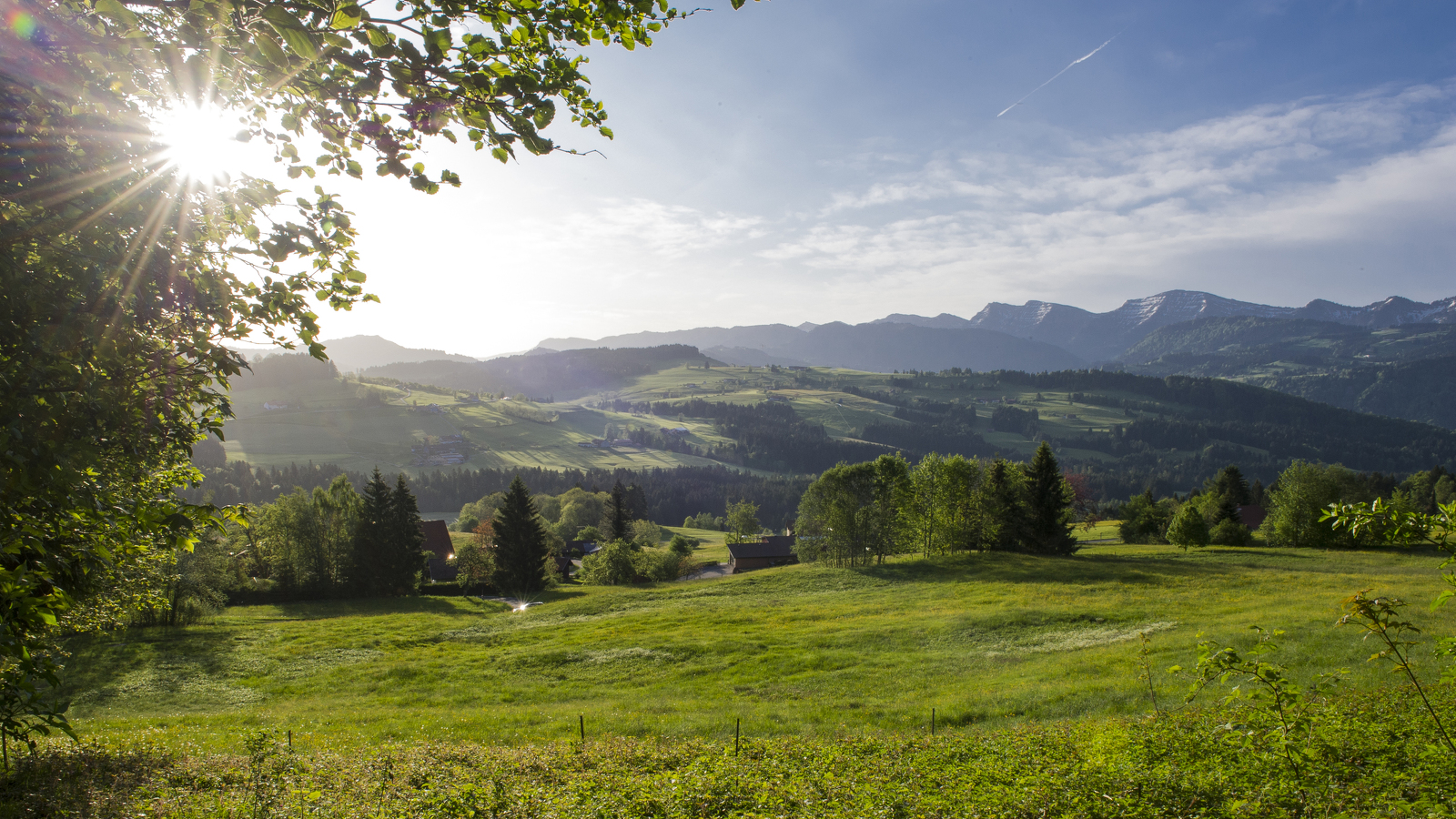 View from the Martinshöhe in Oberreute in Allgäu © Allgäu GmbH, Klaus-Peter Kappest, Germany