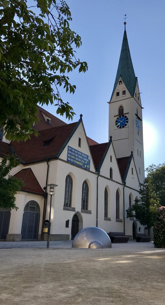 Exterior view of the church of St. Mang