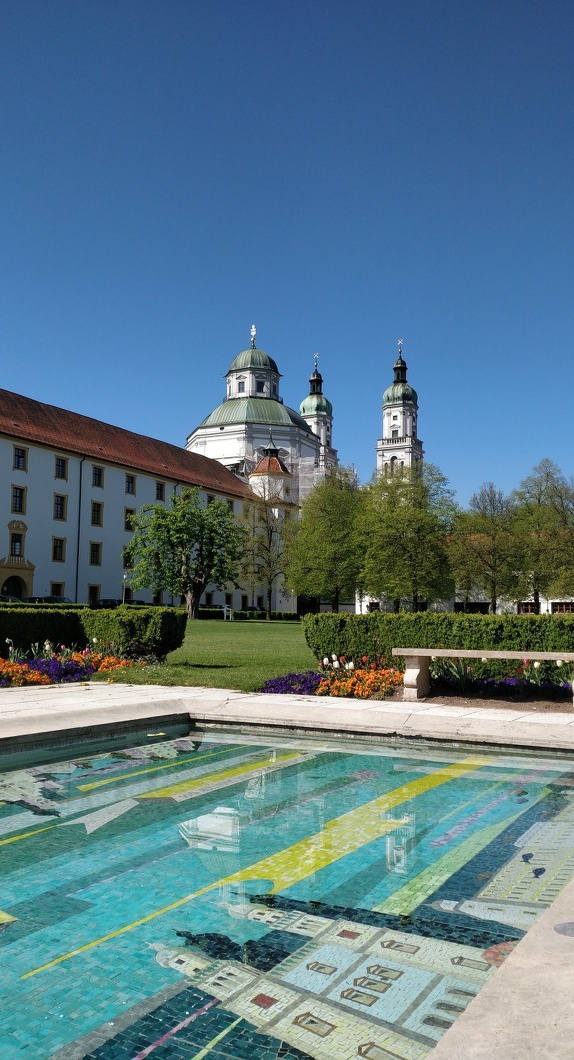 Basilica of St. Lorenz from the outside