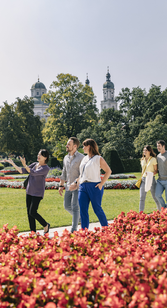 A city tour in the couryard of Kempten