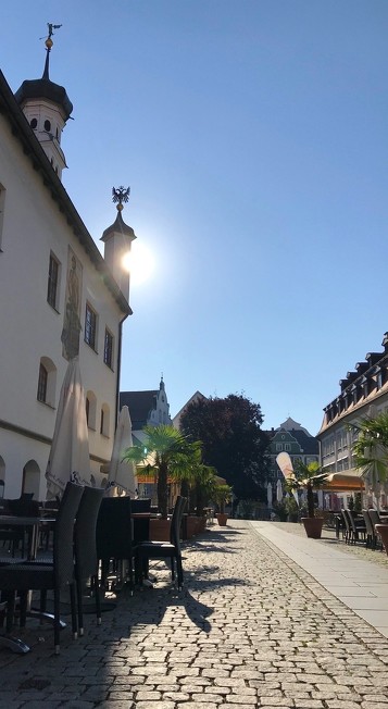 Rathausplatz Kempten in der Morgensonne