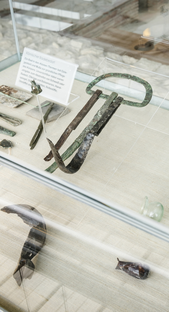 Fundstücke aus den Kleinen Thermen im Archäologischen Park Cambodunum