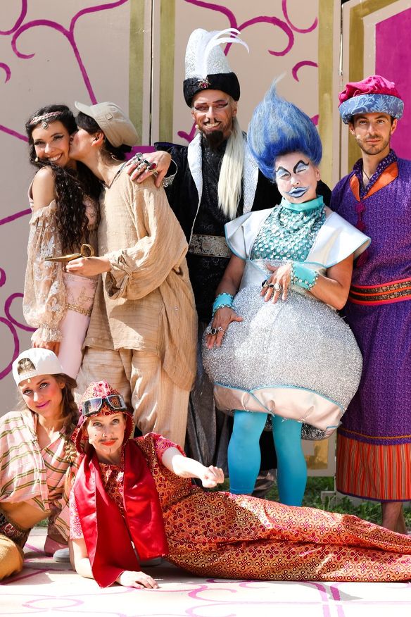 Gruppenbild der Schauspieler beim Märchensommer 2021 - Aladin und die Wunderlampe ©Birgitta Weizenegger